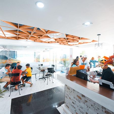 Travelbee Fuente Inn Cebu Exterior photo