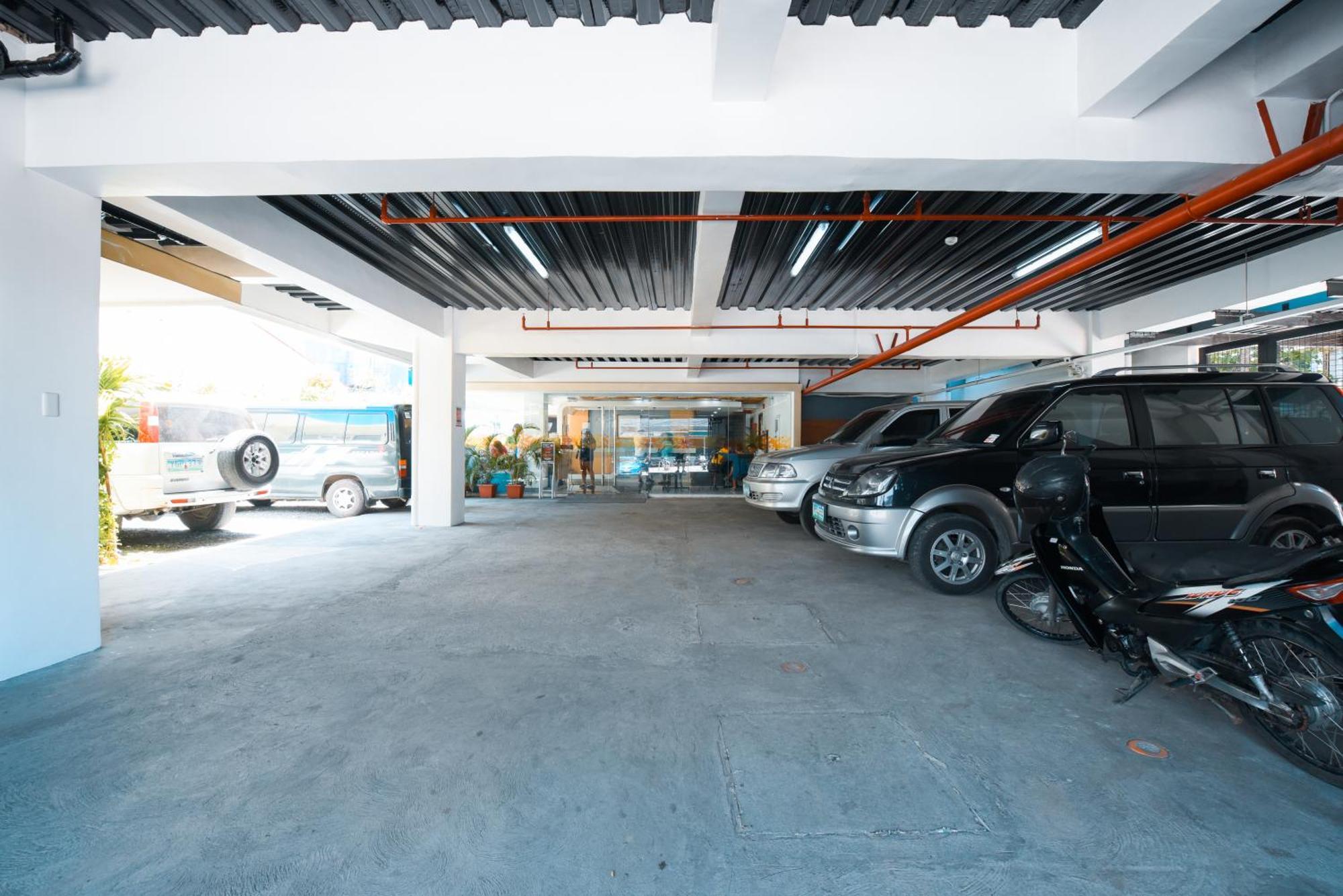 Travelbee Fuente Inn Cebu Exterior photo